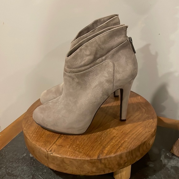 Jessica Simpson Shoes - Jessica Simpson suede boots